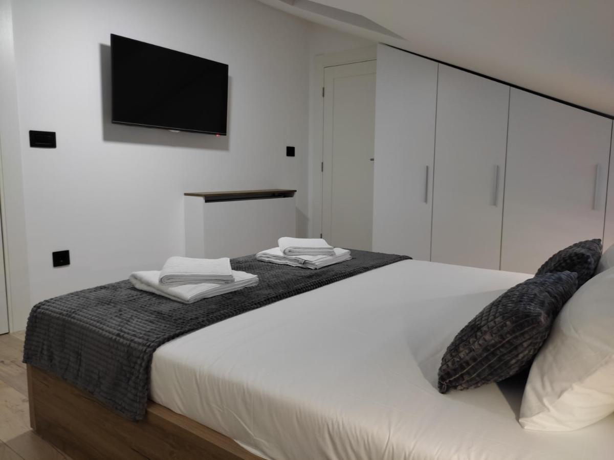 Ferienwohnung Sky Luxury Aranđelovac Exterior foto